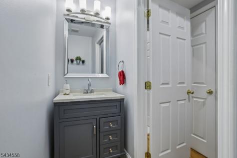 118 Donato Circle Scotch Plains NJ 07076