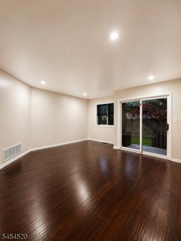 163 Marion Drive West Orange NJ 07052