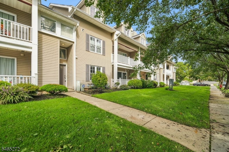 905 Montague Avenue Woodbridge NJ 08830