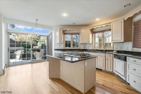 10 Kips Ridge C0010 Montclair NJ 07044