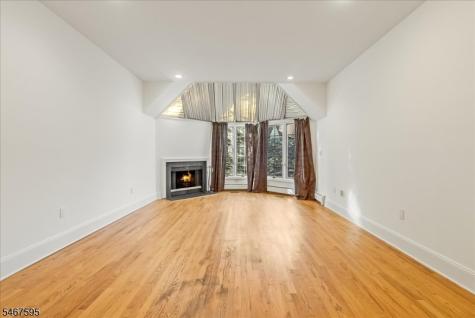 10 Kips Ridge C0010 Montclair NJ 07044