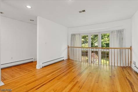 10 Kips Ridge C0010 Montclair NJ 07044