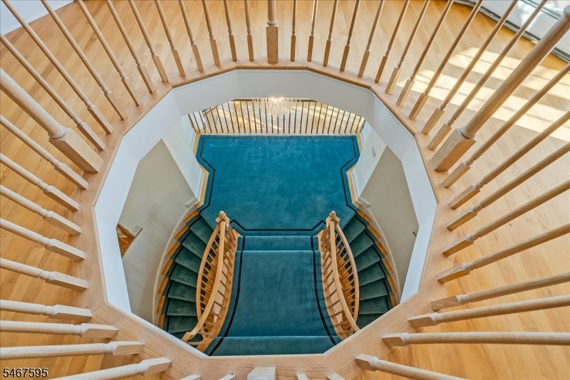 10 Kips Ridge C0010 Montclair NJ 07044