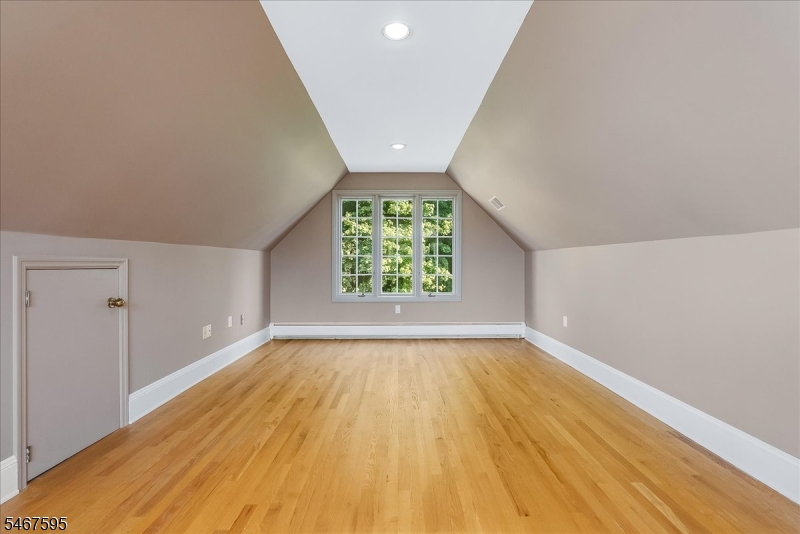 10 Kips Ridge C0010 Montclair NJ 07044