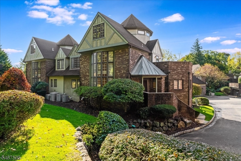 10 Kips Ridge C0010 Montclair NJ 07044