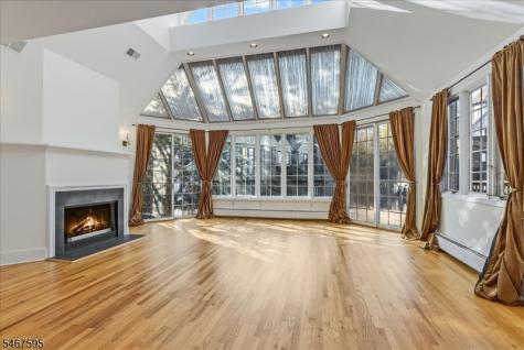 10 Kips Ridge C0010 Montclair NJ 07044
