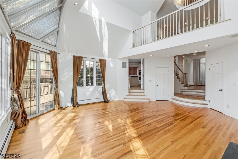 10 Kips Ridge C0010 Montclair NJ 07044
