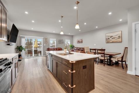 14 Pratt Lane Lawrence NJ 08648