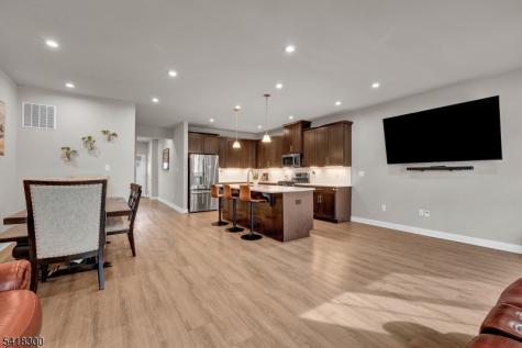 14 Pratt Lane Lawrence NJ 08648