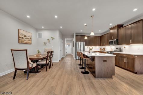 14 Pratt Lane Lawrence NJ 08648