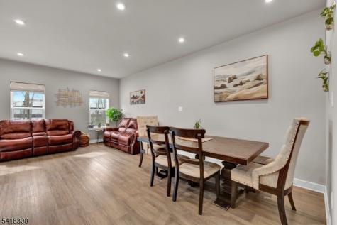 14 Pratt Lane Lawrence NJ 08648