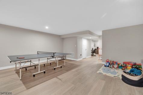 14 Pratt Lane Lawrence NJ 08648