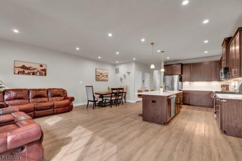 14 Pratt Lane Lawrence NJ 08648