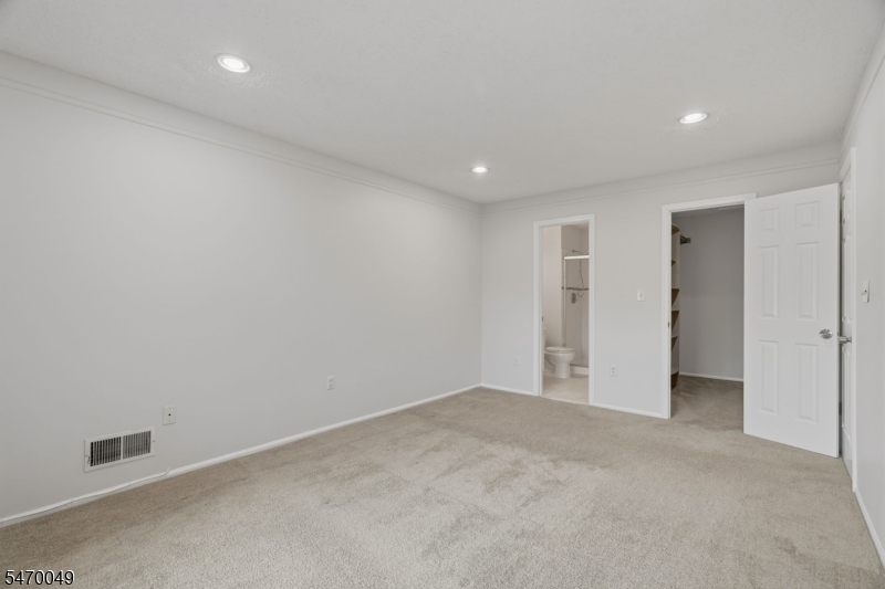 118 Amethyst Way Franklin NJ 08823