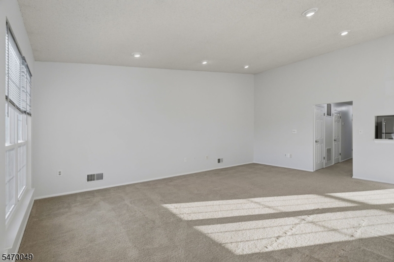 118 Amethyst Way Franklin NJ 08823