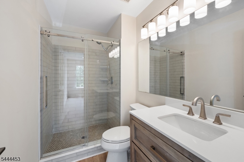 51 Chelsea Court Franklin NJ 08823