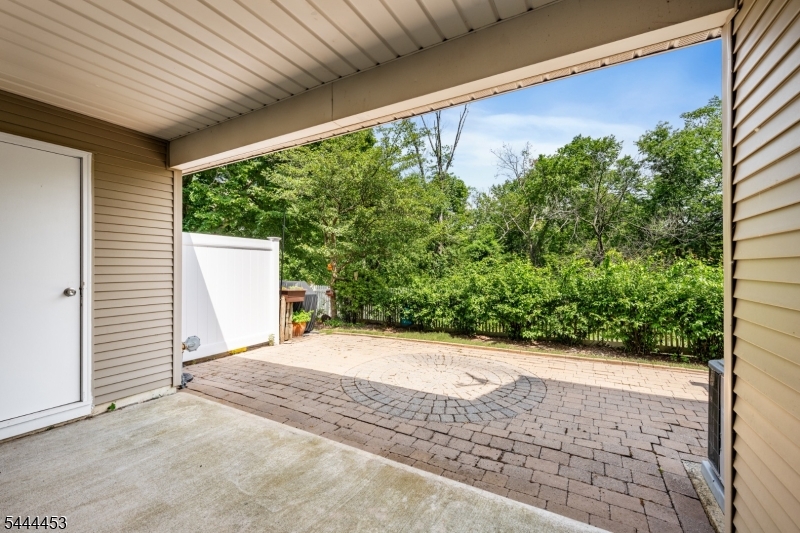 51 Chelsea Court Franklin NJ 08823