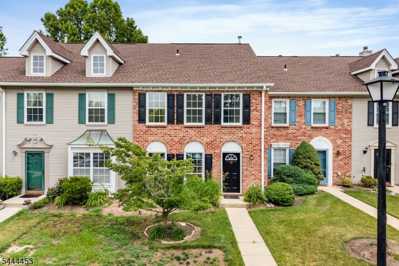 51 Chelsea Court Franklin NJ 08823