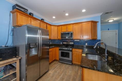 604 Avenue A Bayonne NJ 07002