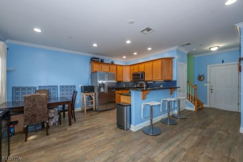 604 Avenue A Bayonne NJ 07002