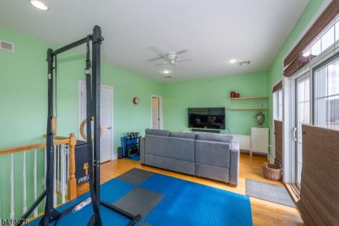 604 Avenue A Bayonne NJ 07002