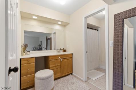 113 Saratoga Square Wayne NJ 07470