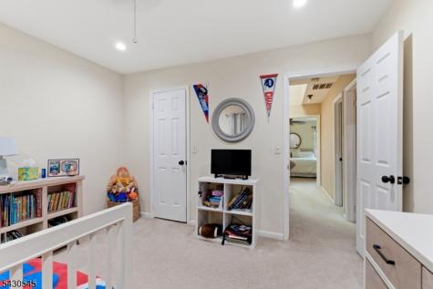 113 Saratoga Square Wayne NJ 07470