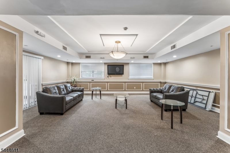 60 Parkway Drive East Orange NJ 07017