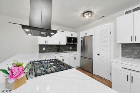 2 Davos Drive Vernon NJ 07462