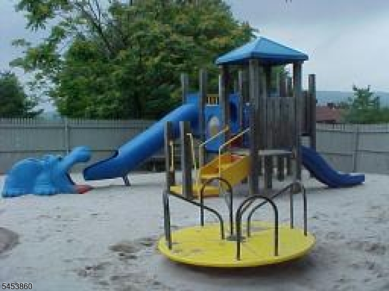 1 Purgatory Ct Unit 5 Vernon NJ 07462