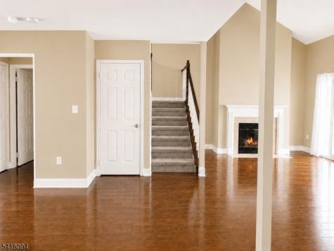 91 Delaware Lane Branchburg NJ 08876