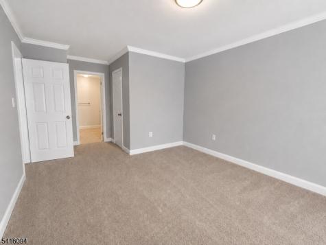 91 Delaware Lane Branchburg NJ 08876