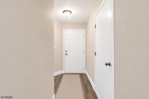 91 Delaware Lane Branchburg NJ 08876