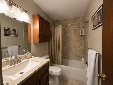 28 Bloomingdale Drive Hillsborough NJ 08844
