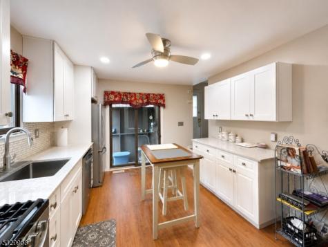 28 Bloomingdale Drive Hillsborough NJ 08844