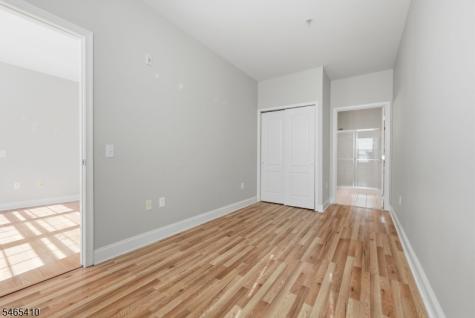 5108 Sanctuary Boulevard Riverdale NJ 07457