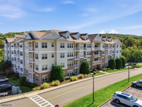 5108 Sanctuary Boulevard Riverdale NJ 07457