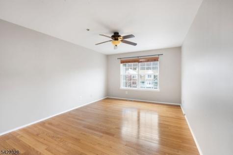 32 Pasture Court Roxbury NJ 07852