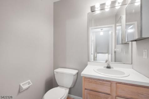 32 Pasture Court Roxbury NJ 07852
