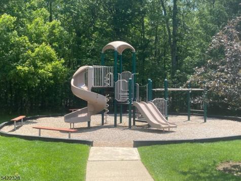 32 Pasture Court Roxbury NJ 07852
