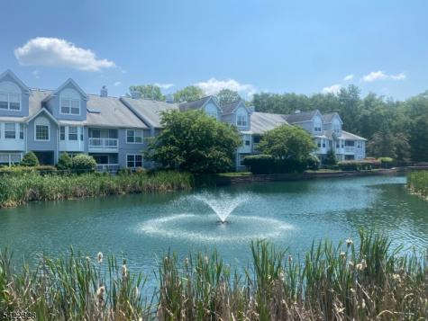 32 Pasture Court Roxbury NJ 07852