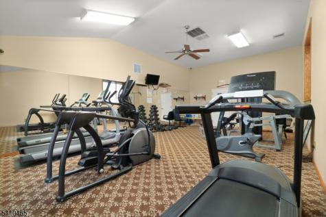 39 Oriole Terrace Hampton NJ 07860