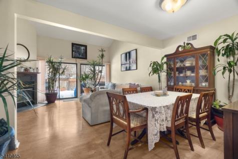 39 Oriole Terrace Hampton NJ 07860