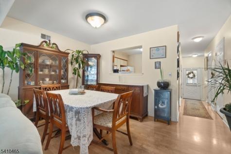 39 Oriole Terrace Hampton NJ 07860