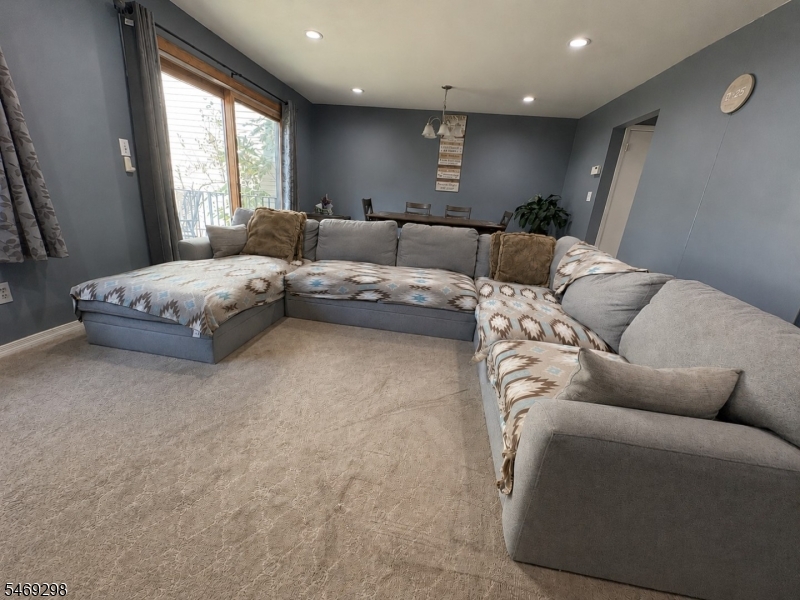 901 Merritt Drive Hillsborough NJ 08844
