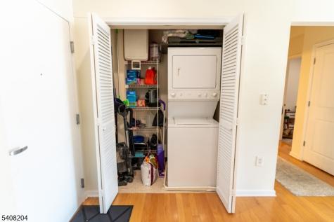 30 Freedomway Jersey City NJ 07305