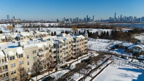 30 Freedomway Jersey City NJ 07305