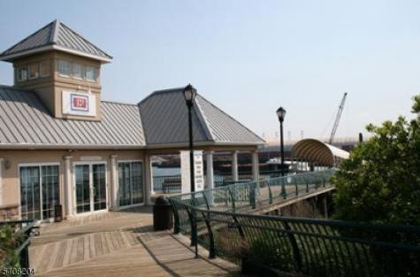 30 Freedomway Jersey City NJ 07305