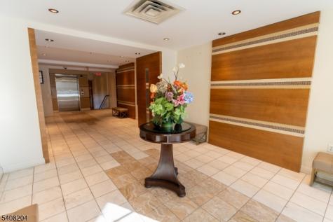 30 Freedomway Jersey City NJ 07305