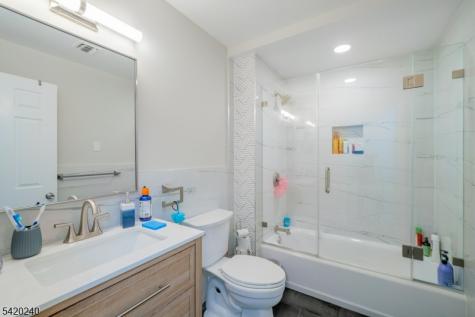 41 Wilson Avenue Newark NJ 07105